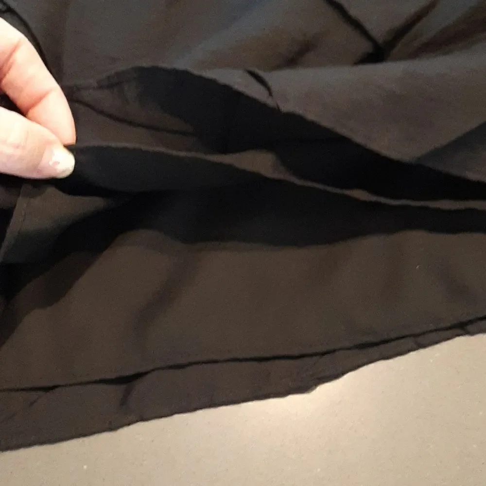 AK Anne Klein  sz 6 black midi skirt